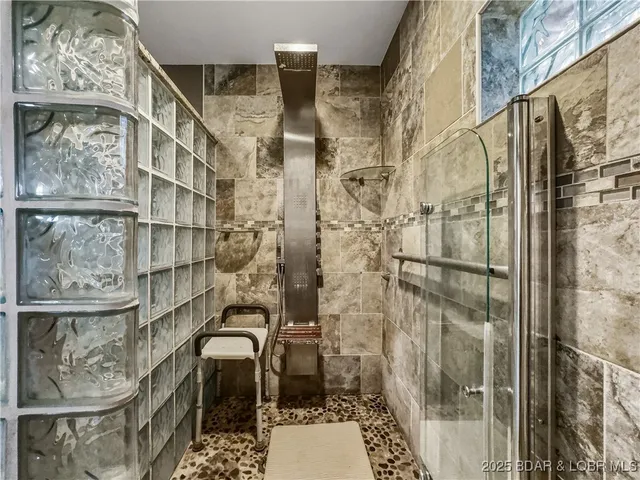 $299,900 | 76 Breezy Hill Lane, Camdenton, MO 65020