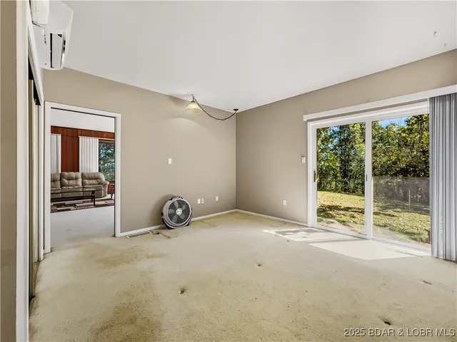 $299,900 | 76 Breezy Hill Lane, Camdenton, MO 65020