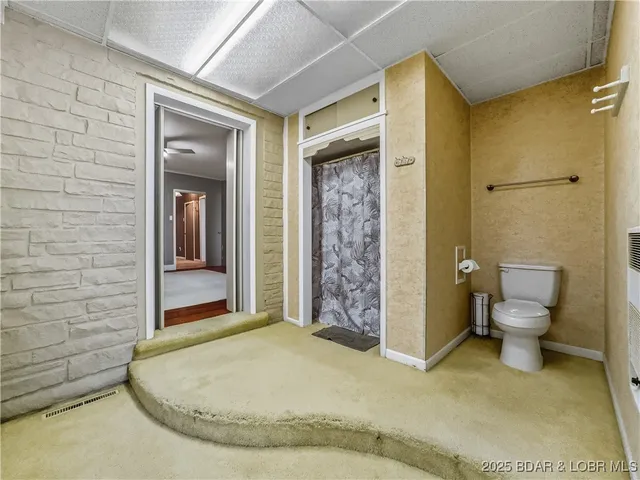 $299,900 | 76 Breezy Hill Lane, Camdenton, MO 65020