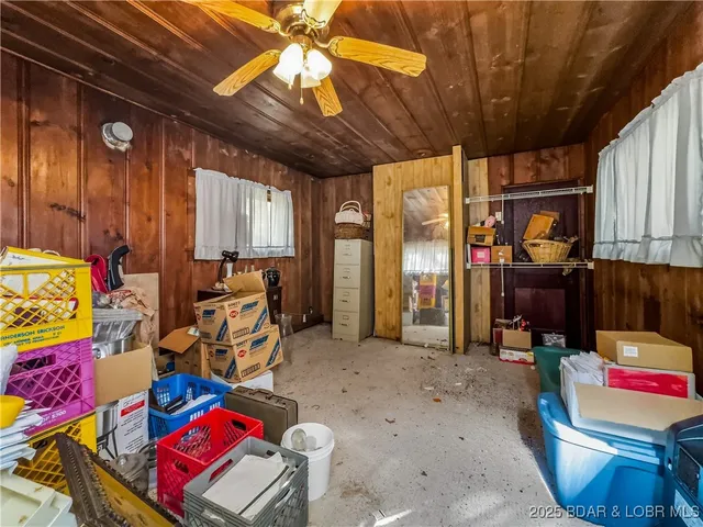 $299,900 | 76 Breezy Hill Lane, Camdenton, MO 65020