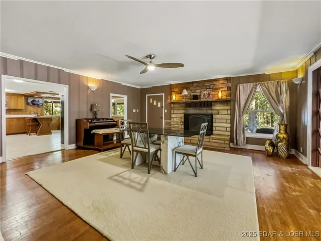 $299,900 | 76 Breezy Hill Lane, Camdenton, MO 65020