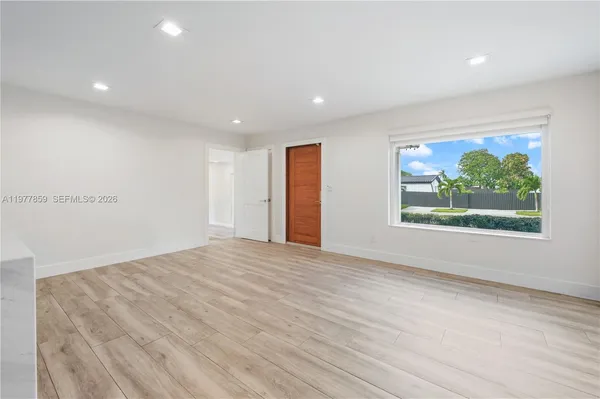 $5,500 | 7750 Southwest 16th Street, Miami, FL 33155