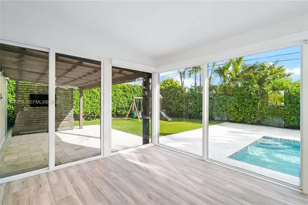 $5,500 | 7750 Southwest 16th Street, Miami, FL 33155