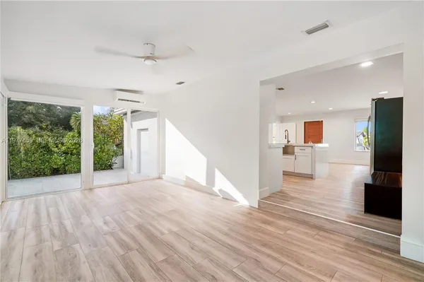 $5,500 | 7750 Southwest 16th Street, Miami, FL 33155