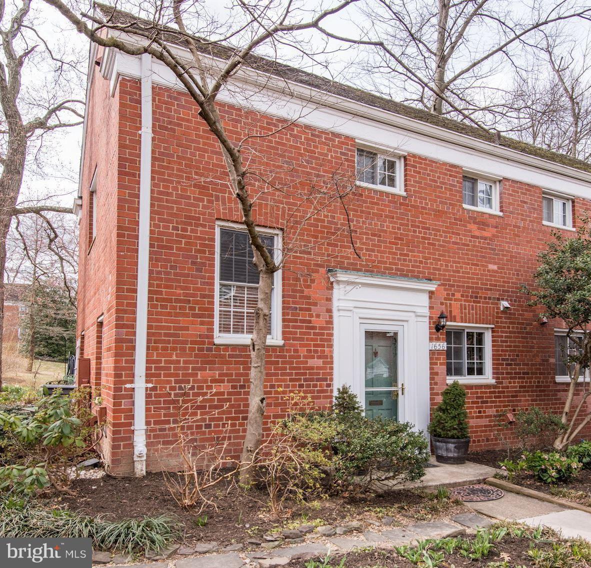 1656 Preston Road Alexandria, VA 22302 - Photo 1 of 29 a front view of a house with garden