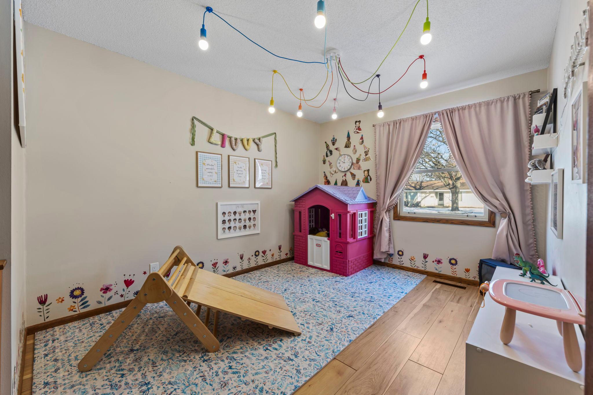 4109 Valentine Crest Road Arden Hills, MN 55112 - Photo 54 of 78