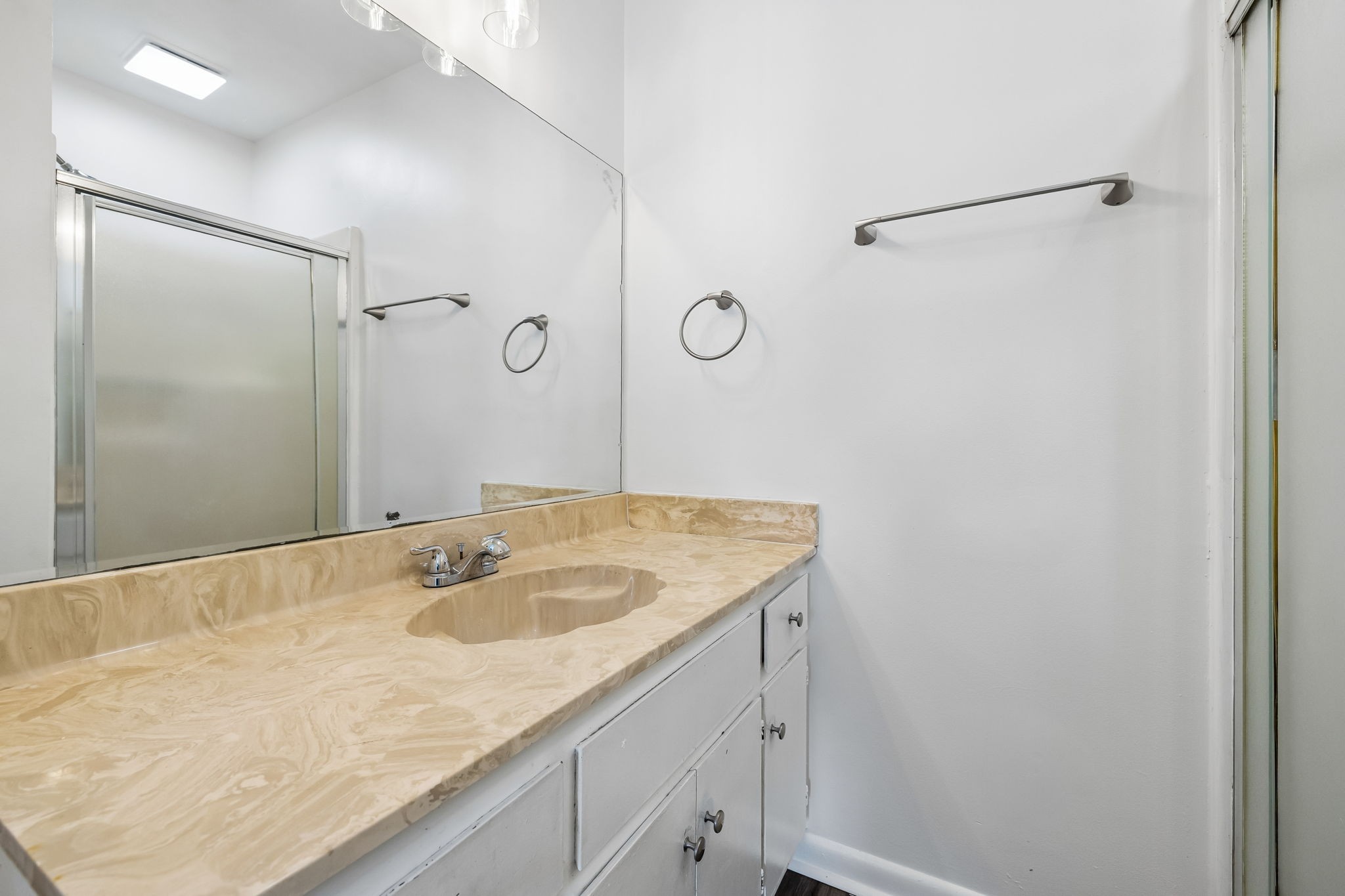 245 Bonnacroft Drive Hermitage, TN 37076 - Photo 13 of 43 Gallery Image 13