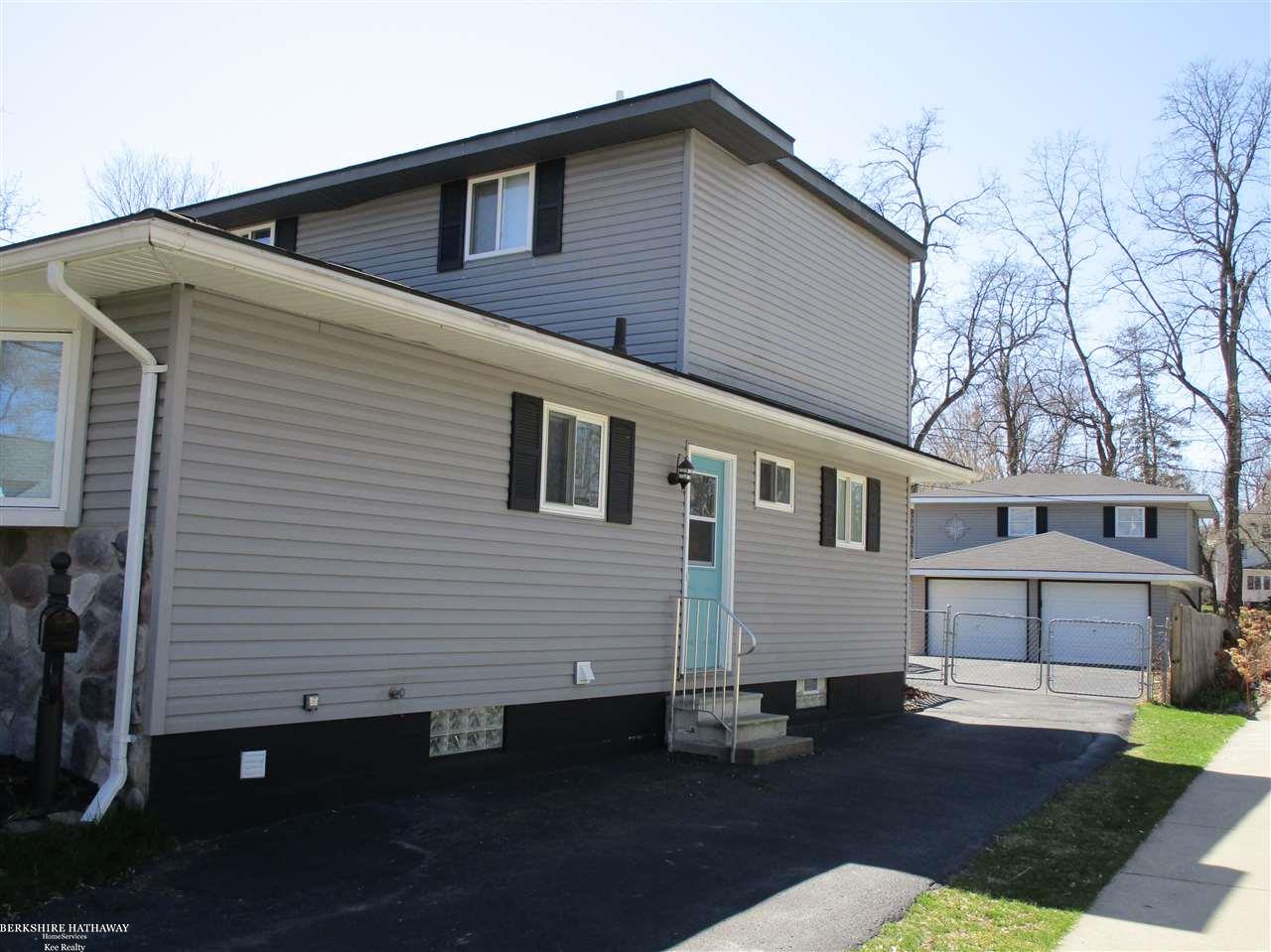 407 North Bailey Street Romeo, MI 48065 - Photo 4 of 53