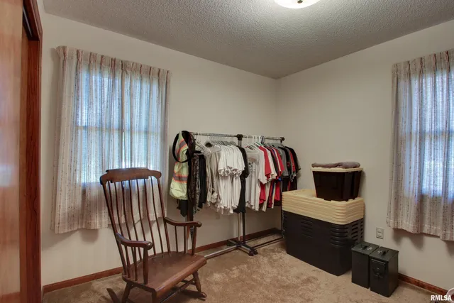 $245,000 | 1620 Gayla Drive, Quincy, IL 62305