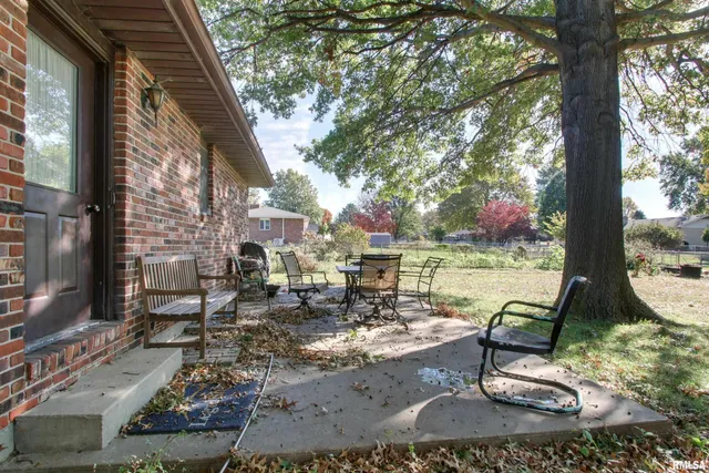 $245,000 | 1620 Gayla Drive, Quincy, IL 62305