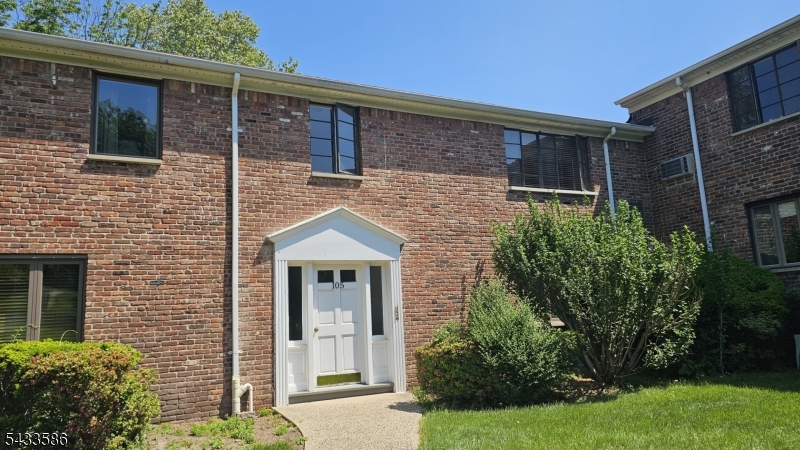 105 Troy Drive, Unit 105D Springfield, NJ 07081 - Photo 23 of 27