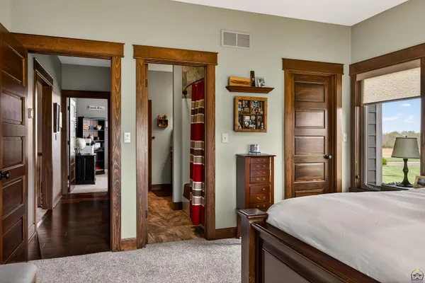 $625,000 | 3748 Elm Cove Road, Berryton, KS 66409