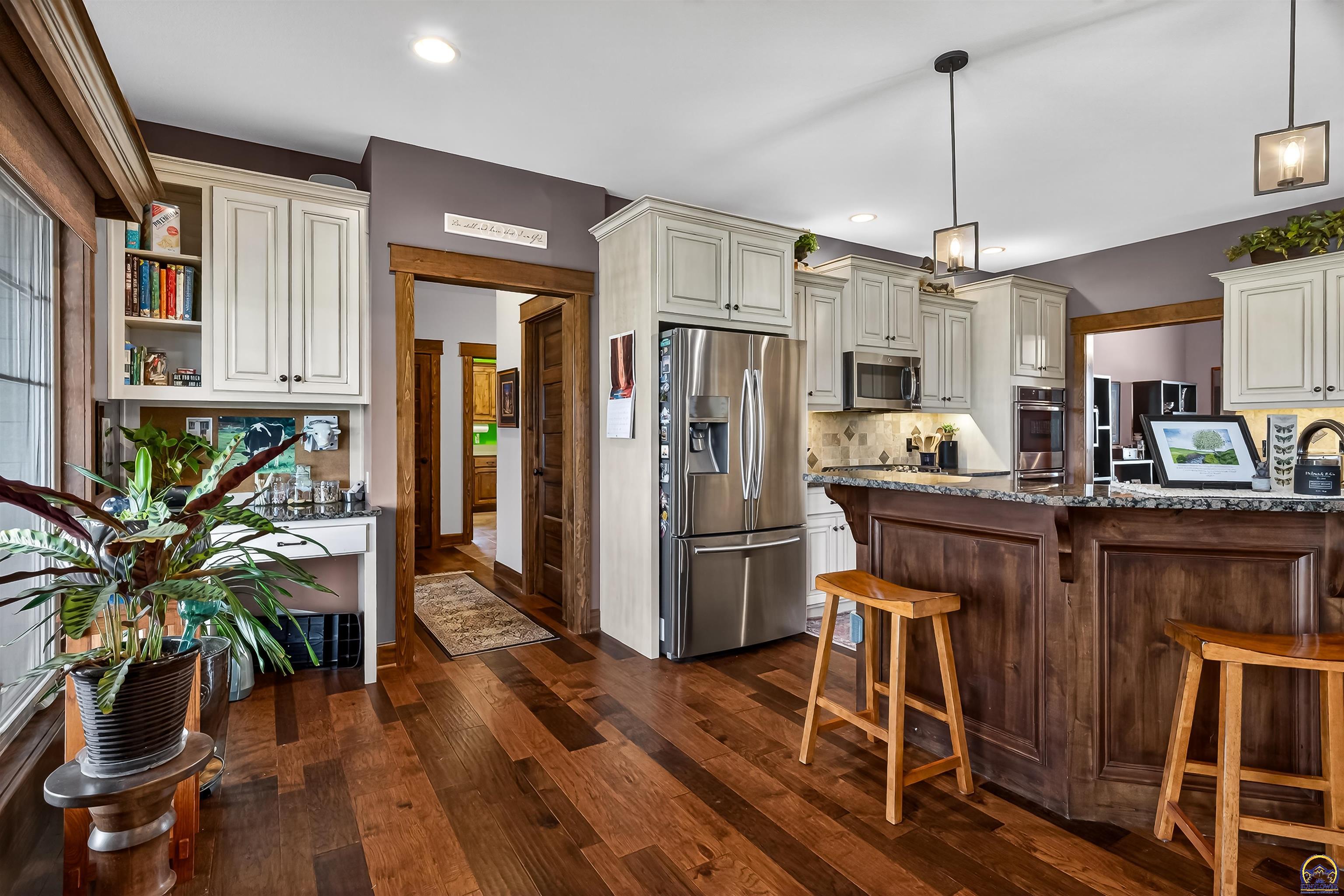 3748 Elm Cove Road Berryton, KS 66409 - Photo 5 of 51