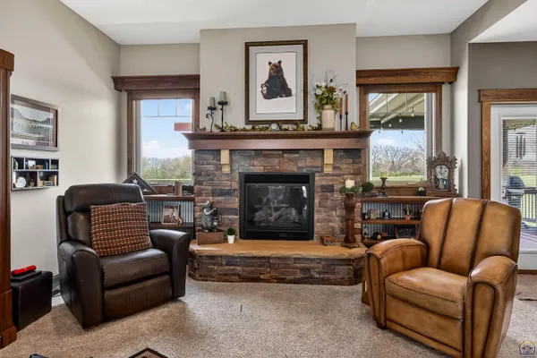 $625,000 | 3748 Elm Cove Road, Berryton, KS 66409