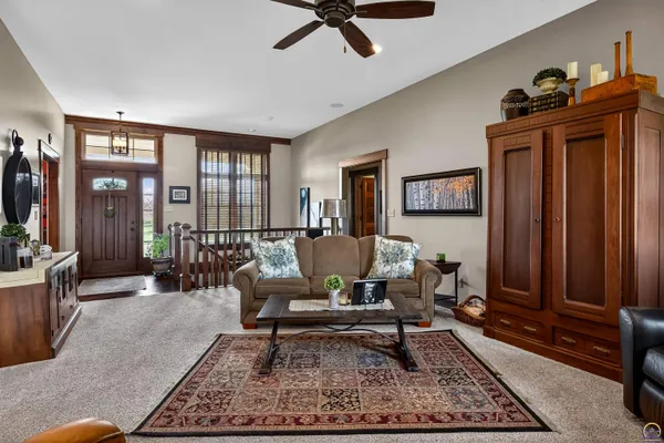 $625,000 | 3748 Elm Cove Road, Berryton, KS 66409