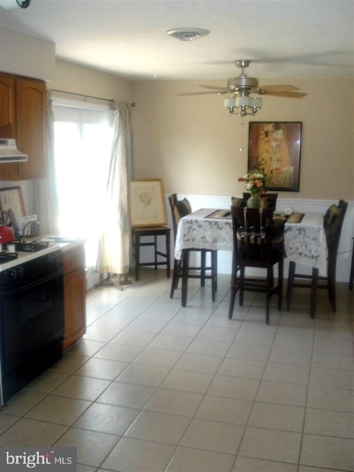17 Filbert Street Hanover, PA 17331 - Photo 7 of 9 Gallery Image 7