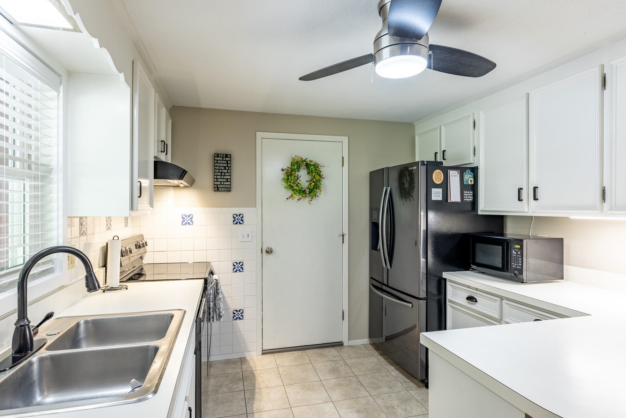 3 Grant Road Hanover, NH 03755 - Photo 10 of 27