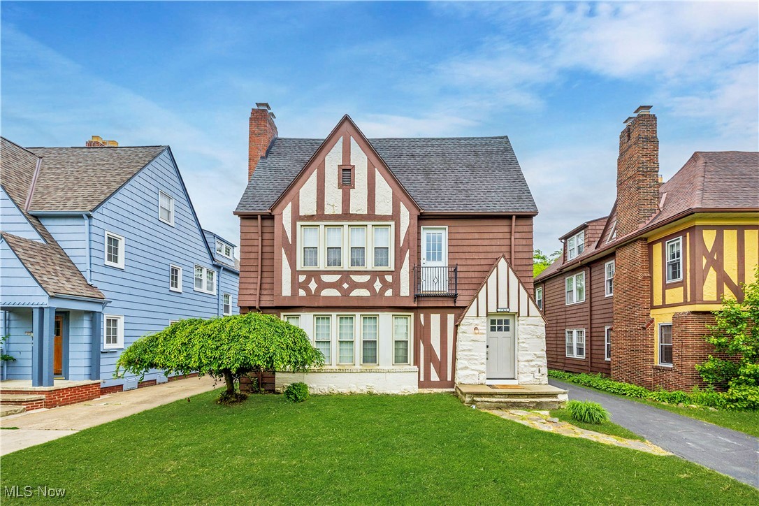 17424 Winslow Road Cleveland, OH 44120 - Photo 1 of 45 17424 Winslow Rd, Shaker Heights