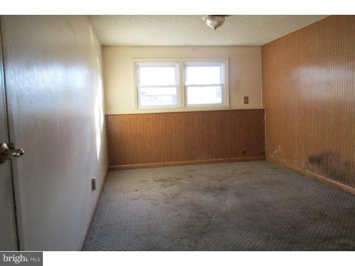 315 Sheffield Road Cherry Hill, NJ 08034 - Photo 4 of 16 Family Room