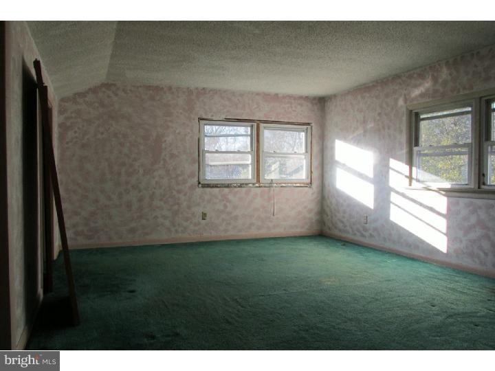 315 Sheffield Road Cherry Hill, NJ 08034 - Photo 5 of 16 Master Bedroom