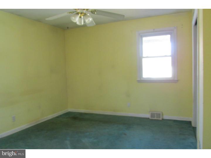 315 Sheffield Road Cherry Hill, NJ 08034 - Photo 6 of 16 Bedroom 2