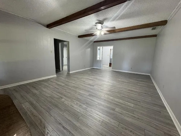 $1,900 | 207 Sharp Drive, Stephenville, TX 76401