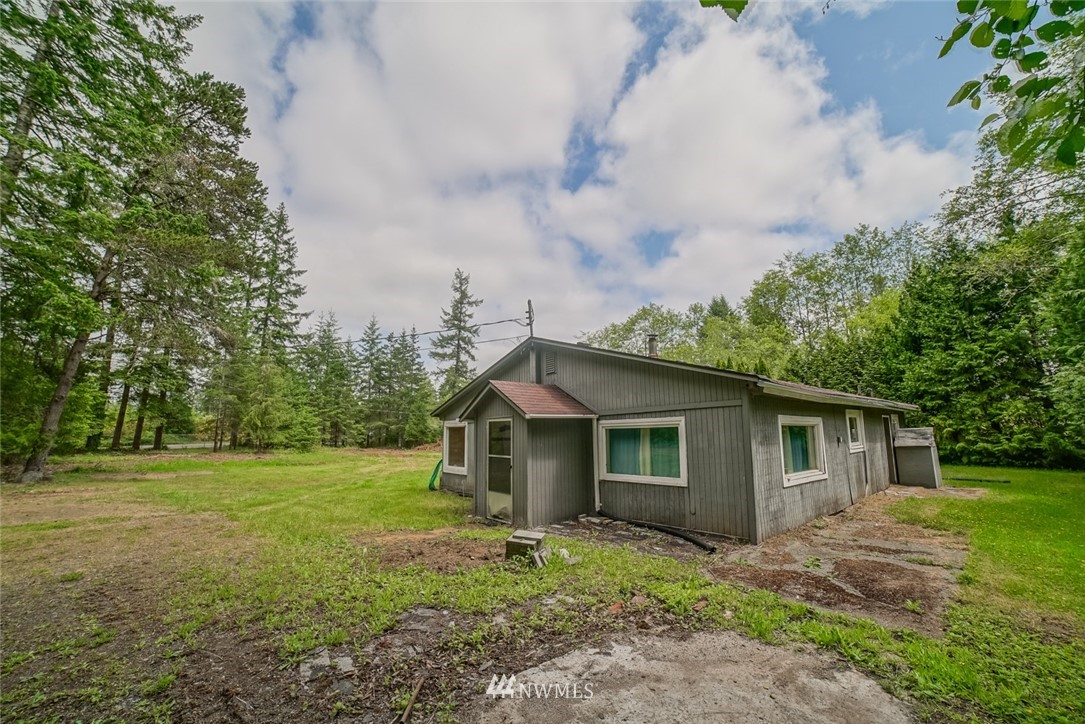 6330 Southwest Old Clifton Road Port Orchard, WA 98367 - Photo 14 of 21 Gallery Image 14