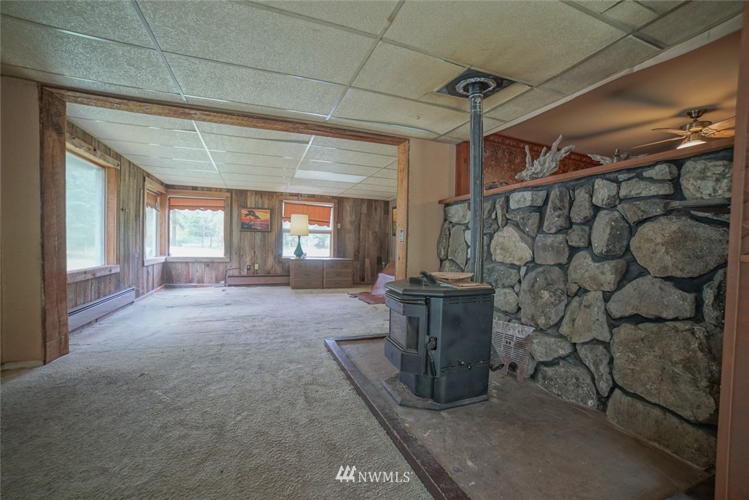 6330 Southwest Old Clifton Road Port Orchard, WA 98367 - Photo 7 of 21 Gallery Image 7