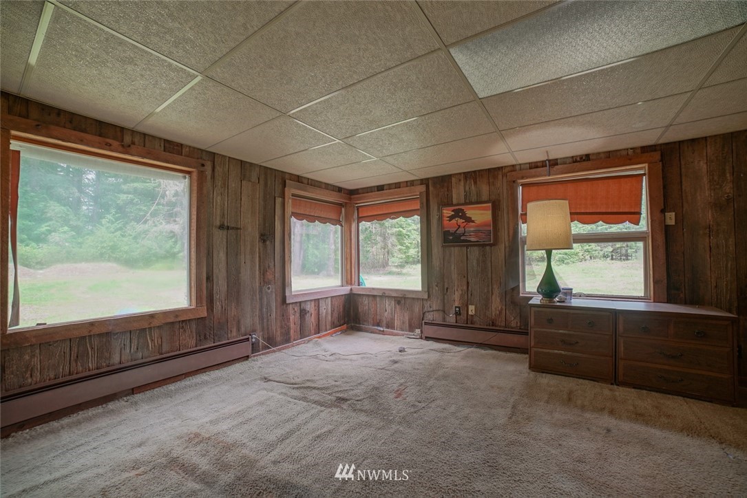 6330 Southwest Old Clifton Road Port Orchard, WA 98367 - Photo 8 of 21 Gallery Image 8