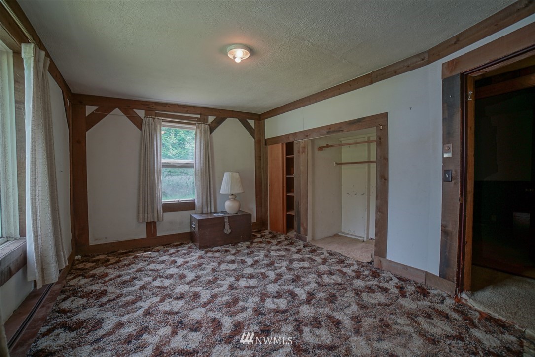 6330 Southwest Old Clifton Road Port Orchard, WA 98367 - Photo 10 of 21 Gallery Image 10