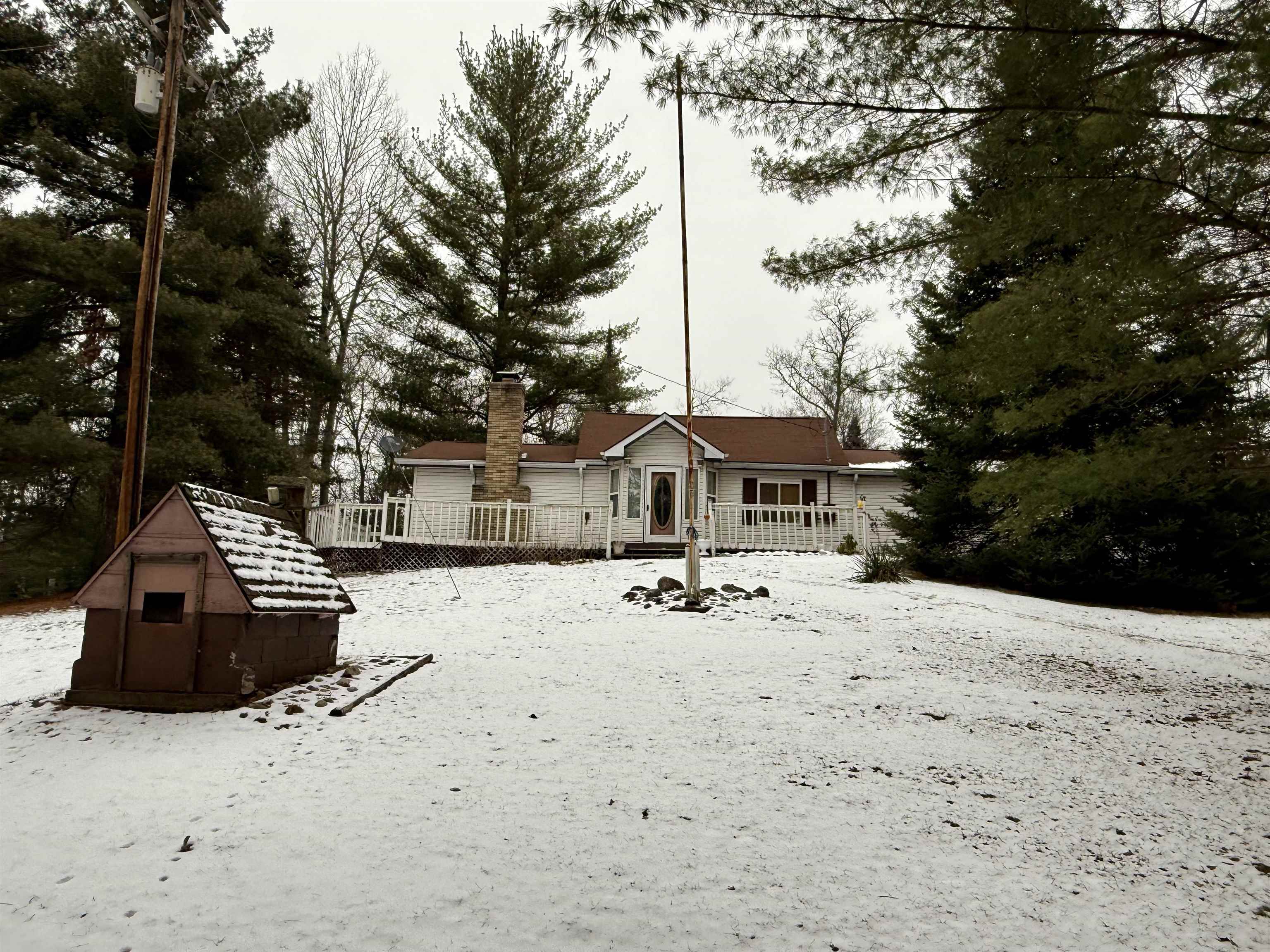4876 Old State Road National City, MI 48748 - Photo 3 of 22 1930202-1a941230-e604-4db6-bf1c-3c39b845d49d.JPG