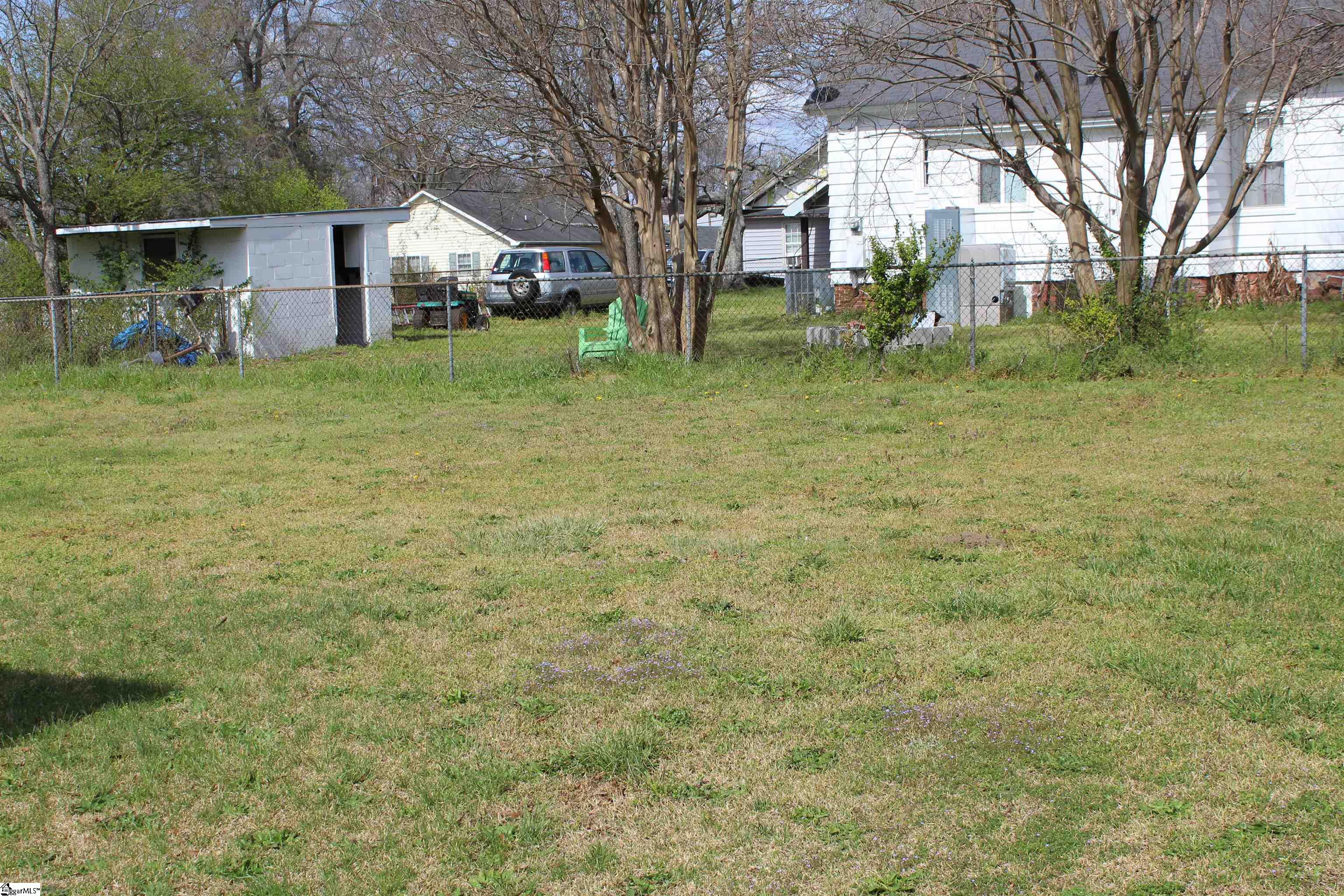 102 Shaw Street Fountain Inn, SC 29644 - Photo 5 of 7