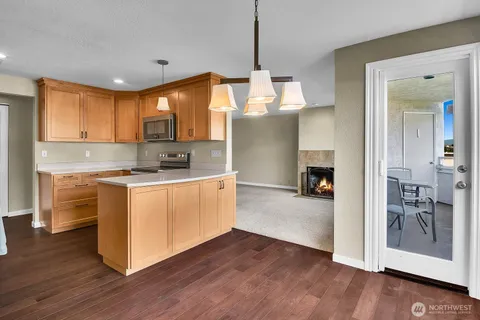 $499,950 | 1113 5th Avenue South, Unit 208, Edmonds, WA 98020