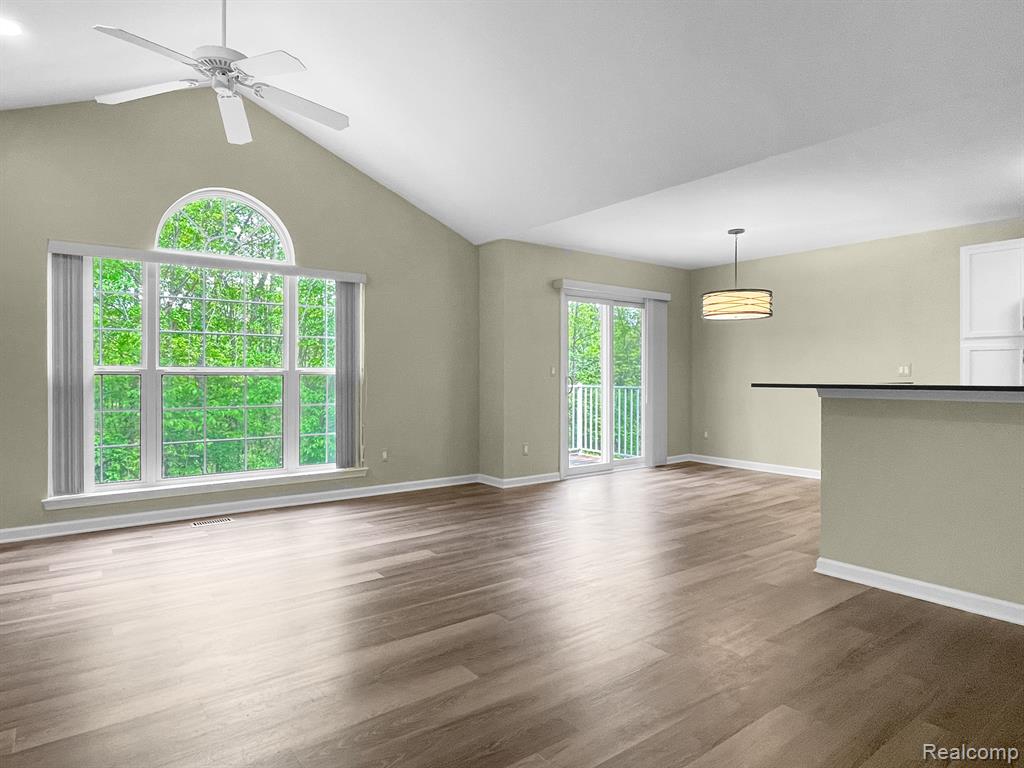 1678 Deepwood Circle Rochester, MI 48307 - Photo 7 of 25 Gallery Image 7