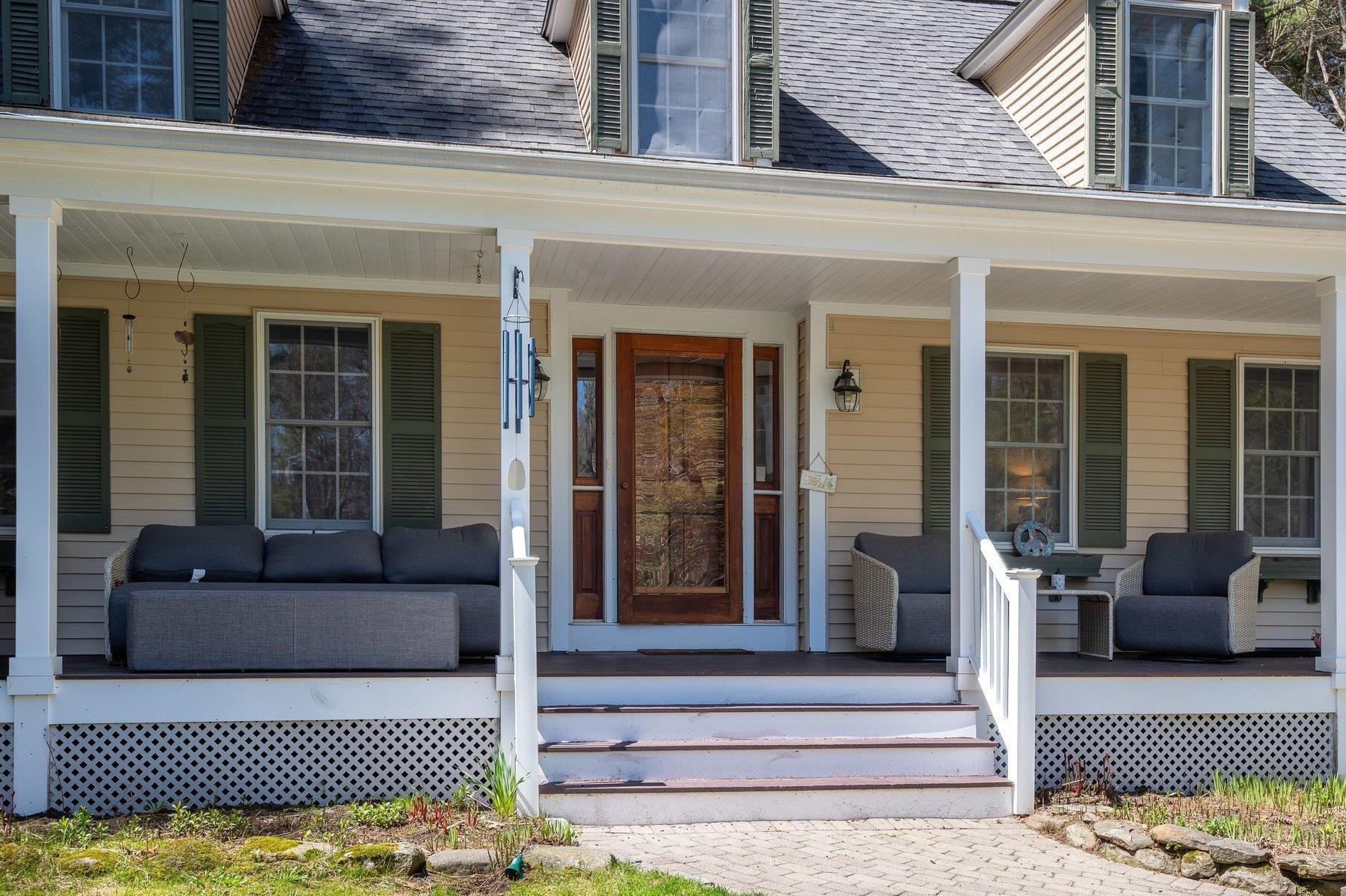 5 Goodwin Road Hampton Falls, NH 03844 - Photo 2 of 58 Gallery Image 2