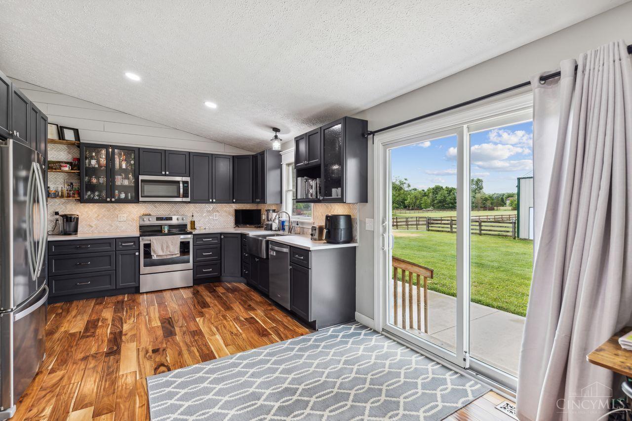 7109 Mt Holly Road Waynesville, OH 45068 - Photo 9 of 36