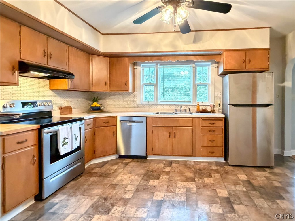 1007 Valentine Avenue Rome, NY 13440 - Photo 10 of 48 Gallery Image 10