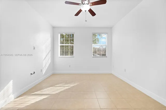 $2,600 | 807 Southwest 147th Avenue, Unit 1402, Pembroke Pines, FL 33027