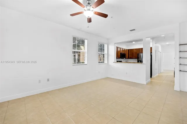 $2,600 | 807 Southwest 147th Avenue, Unit 1402, Pembroke Pines, FL 33027