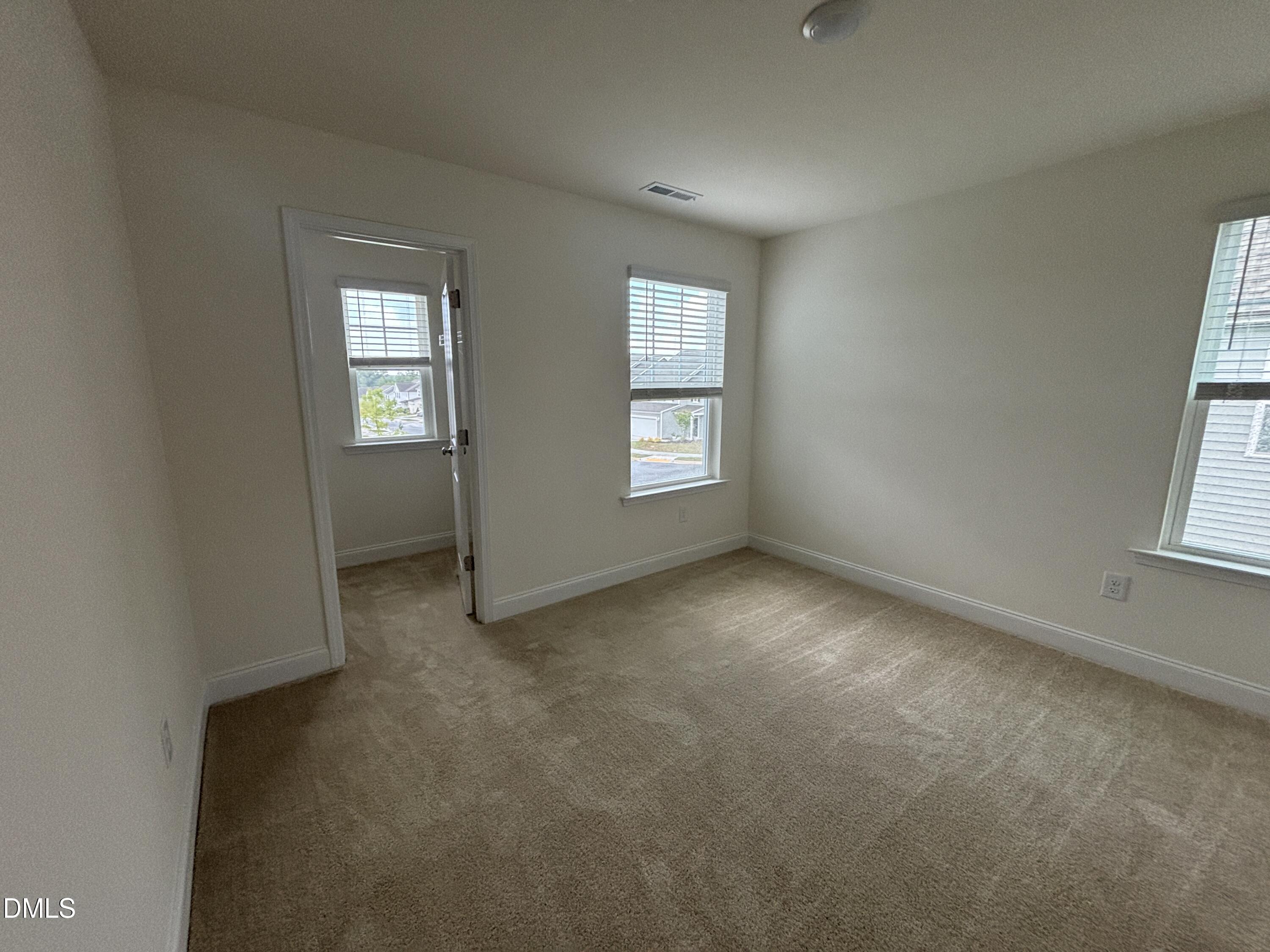 5128 Ranger Grv Way Raleigh, NC 27604 - Photo 63 of 68 20260709_183901376_iOS