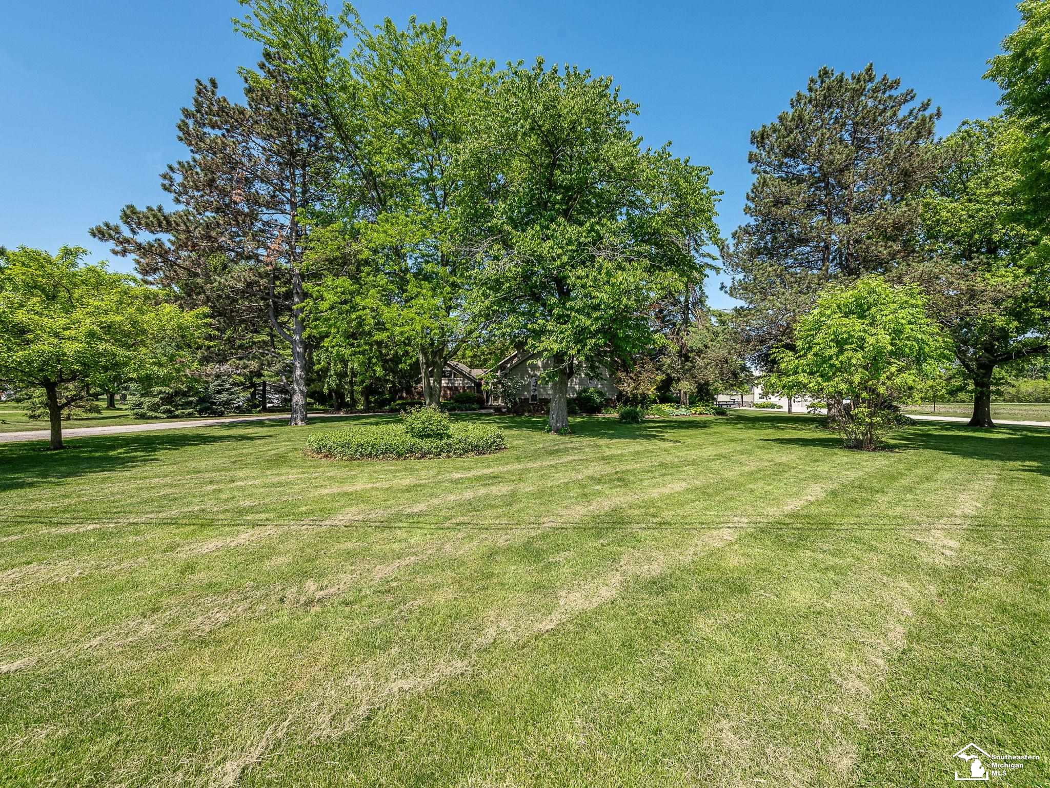 2112 Strasburg Road Monroe, MI 48161 - Photo 43 of 52