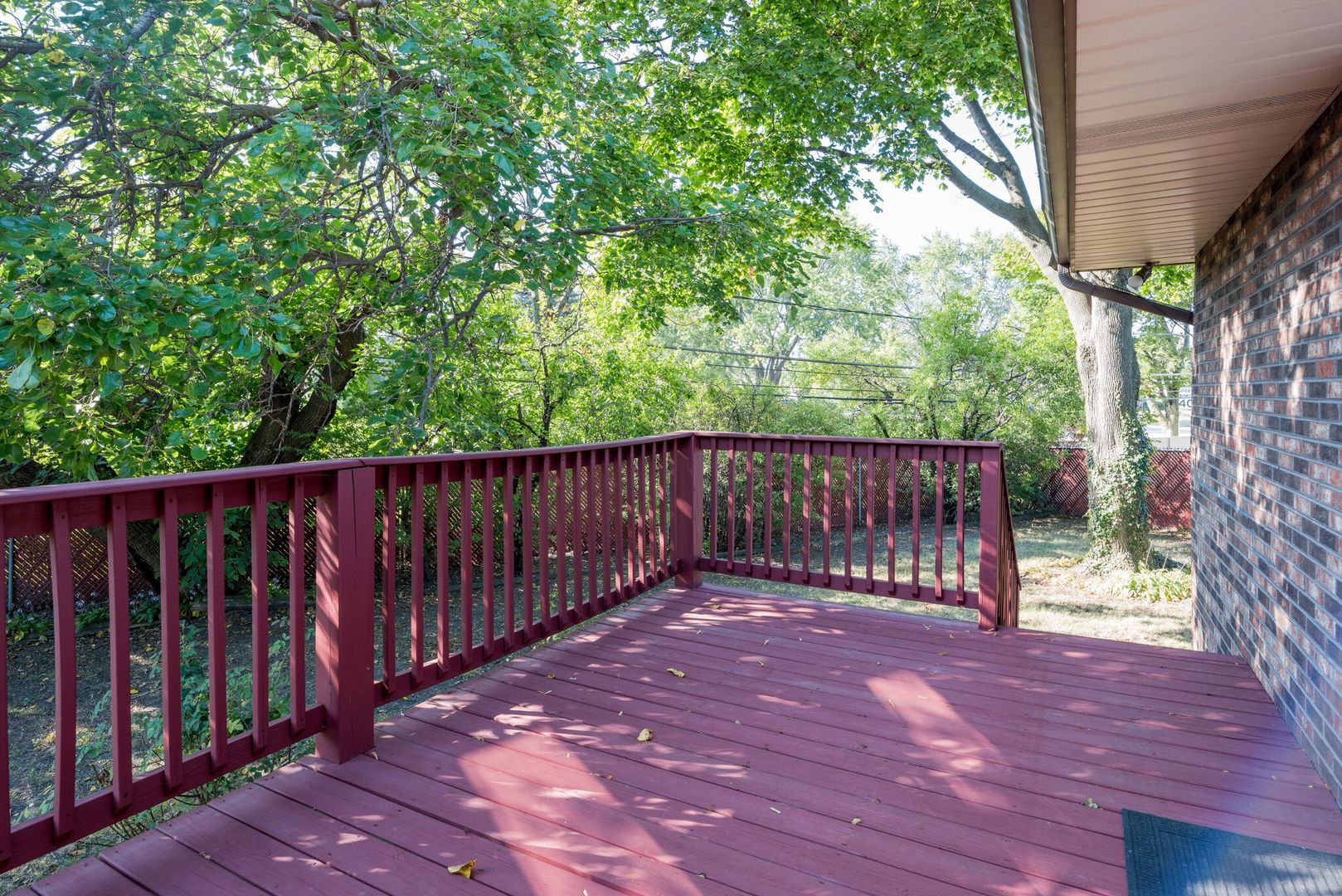 21 Ambleside Road Des Plaines, IL 60016 - Photo 27 of 35