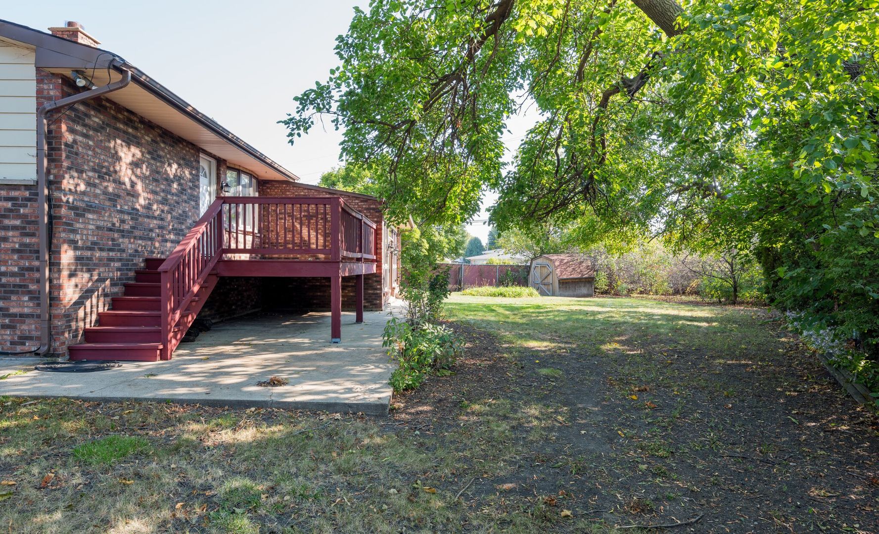 21 Ambleside Road Des Plaines, IL 60016 - Photo 29 of 35