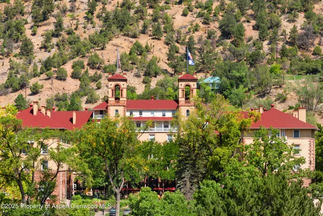 $795,000 | 519 Maple Street, Glenwood Springs, CO 81601