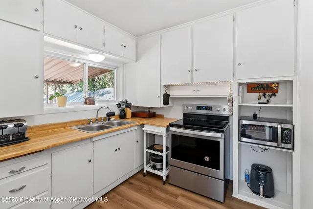 $795,000 | 519 Maple Street, Glenwood Springs, CO 81601