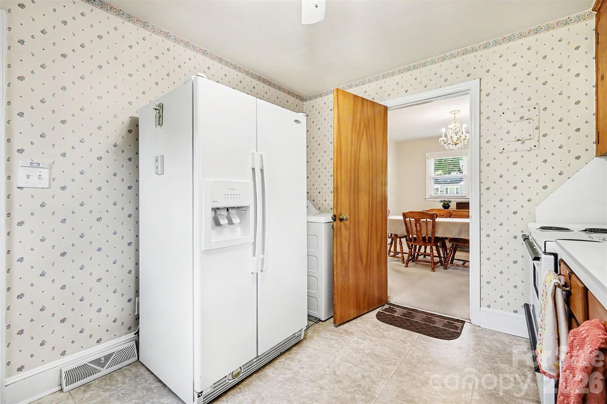 2240 Ashley Road Charlotte, NC 28208 - Photo 13 of 29 Gallery Image 13