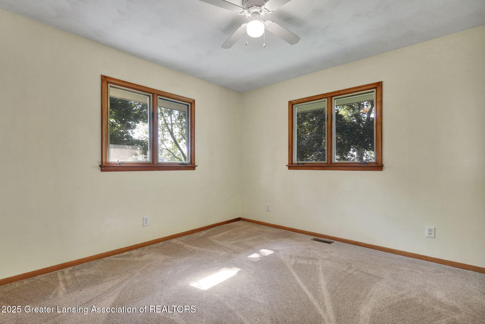 9850 Looking Glass Road Portland, MI 48875 - Photo 12 of 41 18-web-or-mls-Open Ended Media-18 (11)