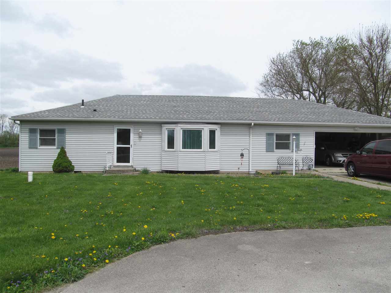 4530 Knoll Road Fort Wayne, IN 46809 - Photo 2 of 35