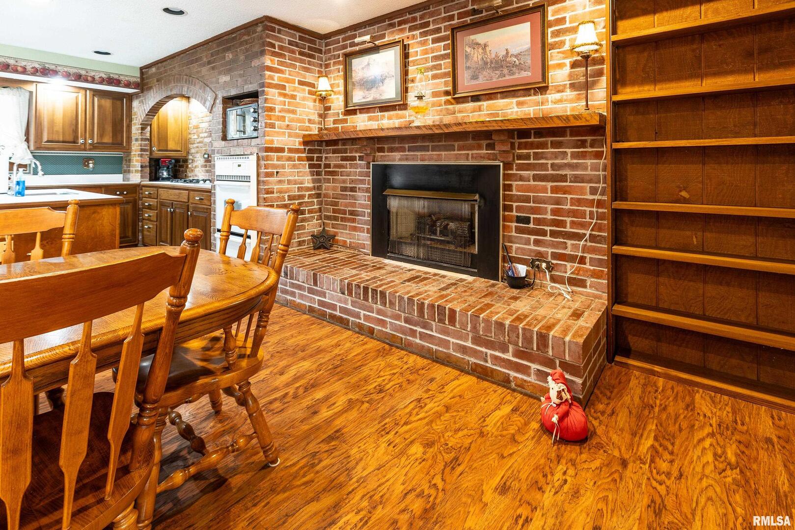 402 Main Street Broughton, IL 62817 - Photo 15 of 63