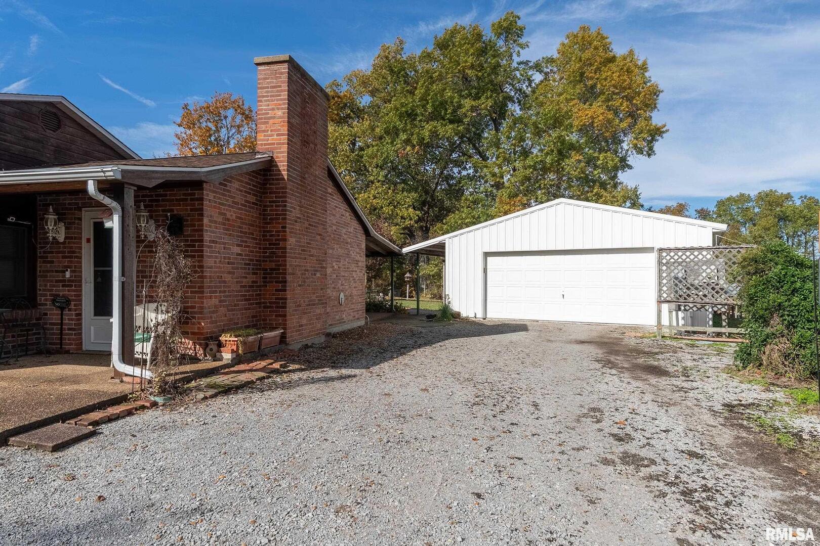 402 Main Street Broughton, IL 62817 - Photo 43 of 63